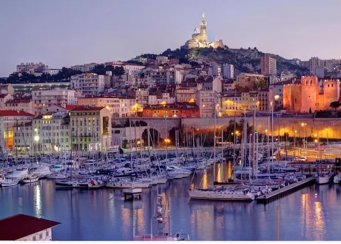 شقة Centre , Magnifique , 5 Min Palais كان