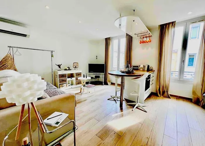 شقة Centre , Magnifique , 5 Min Palais