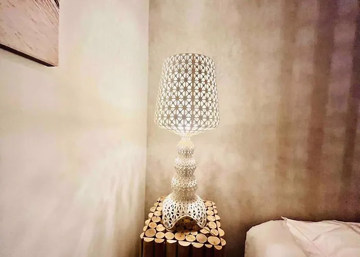 Centre , Magnifique , 5 Min Palais *