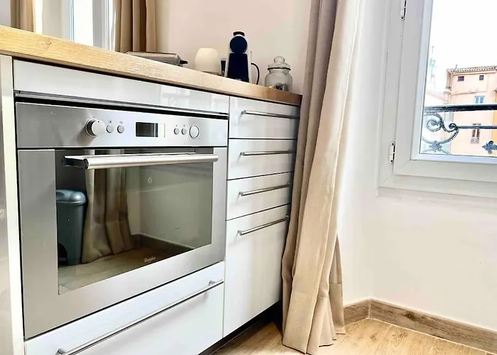 Centre , Magnifique , 5 Min Palais * كان